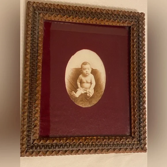 Tramp art photo frame and oval vintage frame - Picture 5 of 11